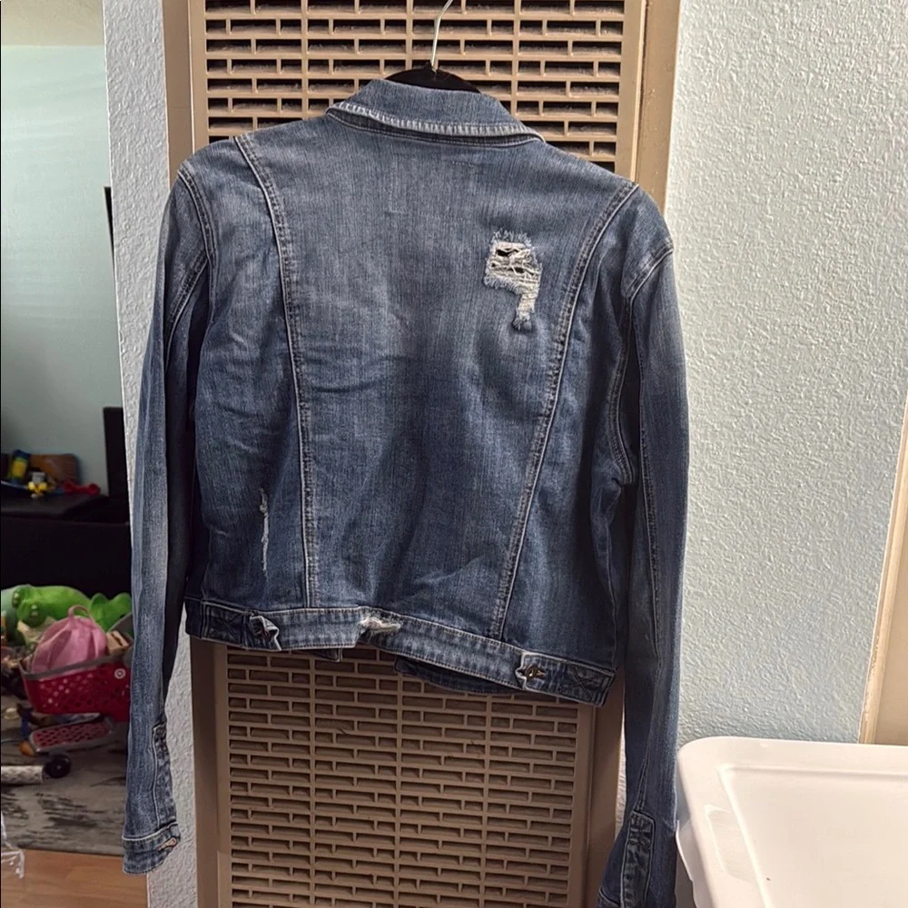 Guess Blue Jean Jacket Classic Style - Picture 2 of 2